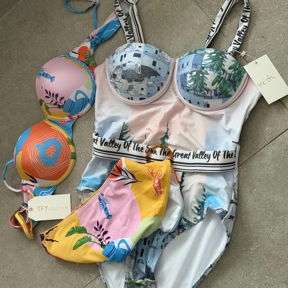 TFY Collection Bikini. Unique style, structured. Removable straps.